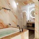 Apartman Melograno Deluxe With Jacuzzi Experience