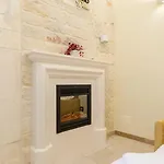Apartman Melograno Deluxe With Jacuzzi Experience