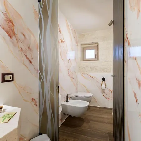 Melograno Deluxe With Jacuzzi Experience Apartamento